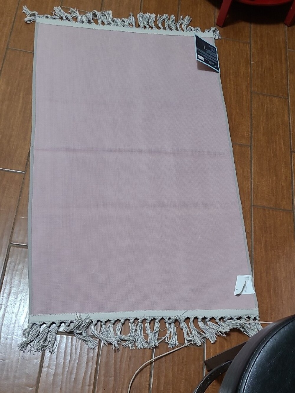 Diamond Fringe Bath Rug - Picture 6 of 7